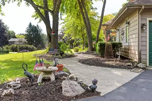 7701 Old Post Rd, Crystal Lake, IL 60014 - Photo 23
