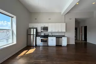 617 W Drummond Pl, Chicago, IL 60614 - Photo 5