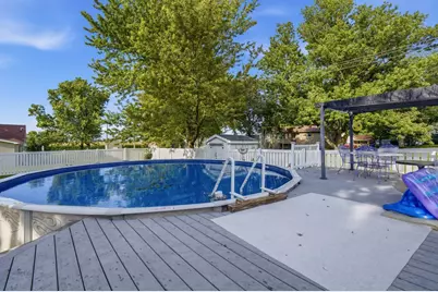 100 E Lincoln Drive, Cooksville, IL 61730 - Photo 27