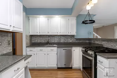 1912 Burlington Avenue, Lisle, IL 60532 - Photo 19
