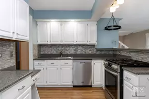 1912 Burlington Ave, Lisle, IL 60532 - Photo 19