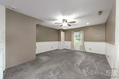 1912 Burlington Avenue, Lisle, IL 60532 - Photo 37