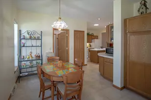 212 Rodeo Dr, Grayslake, IL 60030 - Photo 11