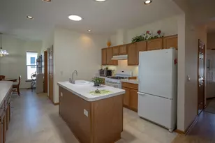 212 Rodeo Dr, Grayslake, IL 60030 - Photo 7