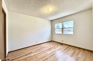 222 W 26th St, Chicago, IL 60616 - Photo 13