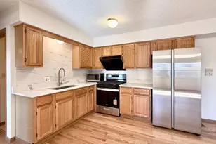 222 W 26th St, Chicago, IL 60616 - Photo 5