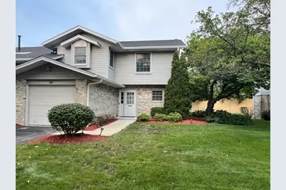 801 N Tamarac Boulevard, Addison, IL 60101 - Photo 1