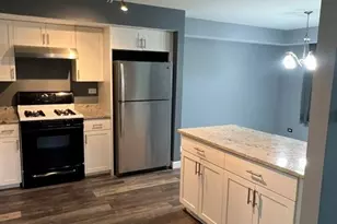 801 N Tamarac Blvd, Addison, IL 60101 - Photo 5