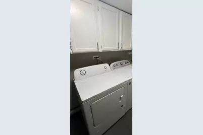 801 N Tamarac Boulevard, Addison, IL 60101 - Photo 11