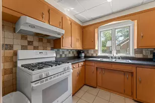917 W Washington St, Champaign, IL 61821 - Photo 11