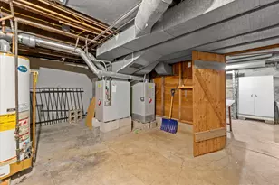 917 W Washington St, Champaign, IL 61821 - Photo 35