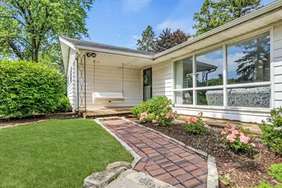 2414 Sunset Avenue, Waukegan, IL 60087 - Photo 3