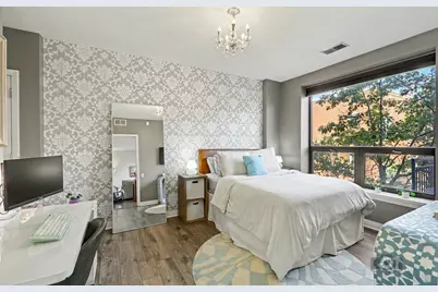859 W Erie Street #303, Chicago, IL 60642 - Photo 15