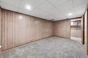 800 Ravinia Dr, Shorewood, IL 60404 - Photo 25