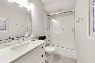 515 N Peoria Street, Chicago, IL 60642 - Photo 15