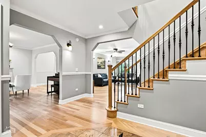 916 S I Oka Avenue, Mount Prospect, IL 60056 - Photo 11