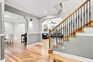 916 S I Oka Ave, Mount Prospect, IL 60056 - Photo 11