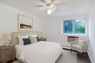5011 Valley Ln, Streamwood, IL 60107 - Photo 13