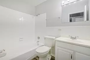 210 Klein Creek Ct, Carol Stream, IL 60188 - Photo 15