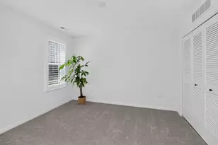 1035 Wren Rd, Des Plaines, IL 60018 - Photo 23