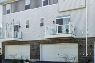 1035 Wren Rd, Des Plaines, IL 60018 - Photo 25