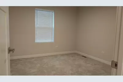 121 Cornerstone Drive, Hampshire, IL 60140 - Photo 9