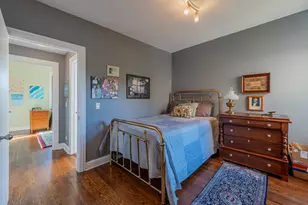 2651 W Greenleaf Ave, Chicago, IL 60645 - Photo 19