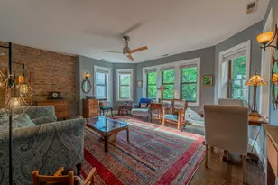 2651 W Greenleaf Ave, Chicago, IL 60645 - Photo 3