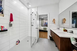 1050 N Marshfield Ave, Chicago, IL 60622 - Photo 11