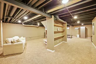 204 Hillside Ct, Lake Zurich, IL 60047 - Photo 19
