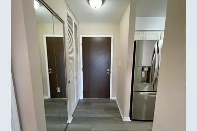 725 W Huntington Commons Road #416, Mount Prospect, IL 60056 - Photo 13