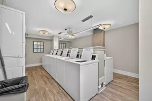 841 N York St, Elmhurst, IL 60126 - Photo 15