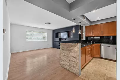 841 N York Street #428, Elmhurst, IL 60126 - Photo 3