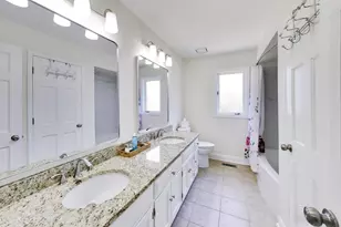 1016 Liberty Dr, Naperville, IL 60540 - Photo 39