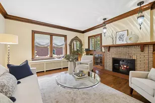 411 N Belmont Ave, Arlington Heights, IL 60004 - Photo 9