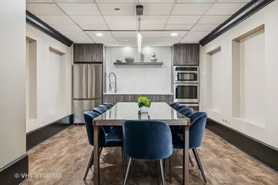 10 E Ontario Street #905, Chicago, IL 60611 - Photo 17