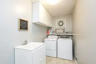 390 W 6th St, Manteno, IL 60950 - Photo 19
