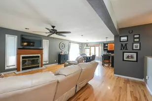 390 W 6th St, Manteno, IL 60950 - Photo 7