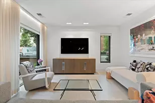 345 W Barry Ave, Chicago, IL 60657 - Photo 5