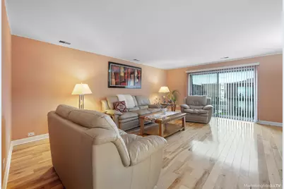 9818 Bianco Terrace #3F, Des Plaines, IL 60016 - Photo 3