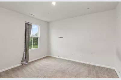 421 E Meadowdale Circle, Hampshire, IL 60140 - Photo 17