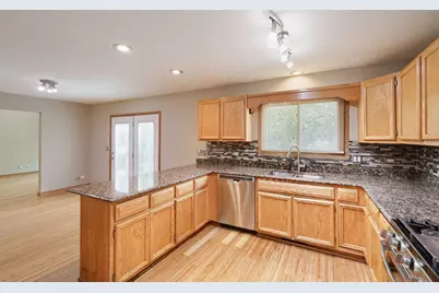 2805 Breckenridge Circle, Aurora, IL 60504 - Photo 11