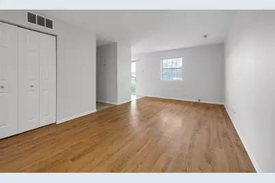 59 Gant Circle #A, Streamwood, IL 60107 - Photo 3