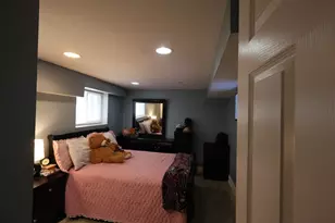 5409 S Sawyer Ave, Chicago, IL 60632 - Photo 17