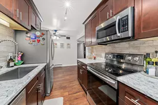 9812 S Karlov Ave, Oak Lawn, IL 60453 - Photo 7