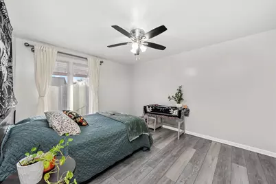 9812 S Karlov Avenue #4D, Oak Lawn, IL 60453 - Photo 3