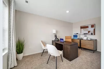 438 Lakeshore Court, Saint Charles, IL 60174 - Photo 13