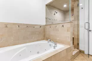 914 W Hubbard St, Chicago, IL 60642 - Photo 13
