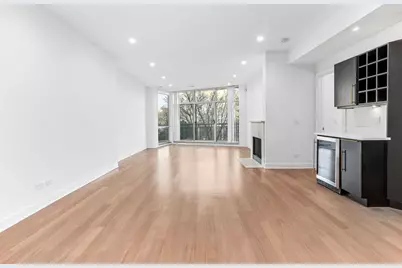 914 W Hubbard Street #104, Chicago, IL 60642 - Photo 3