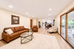 6 Heather Ln, Hawthorn Woods, IL 60047 - Photo 17